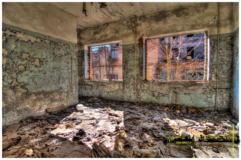 _MG_9257_8_9_tonemapped_copy.jpg