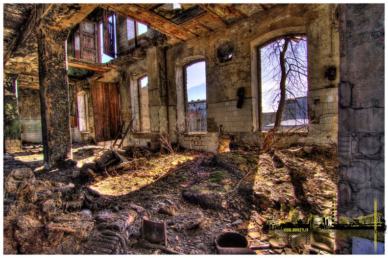 _MG_9308_09_10_tonemapped.jpg